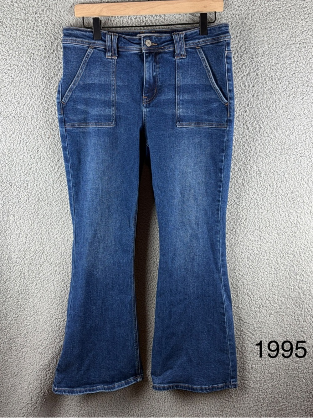 Bayeas Women's Dark Blue Jess Mid-rise Flared Jeans Size 30